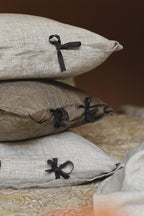 Small cushion cover, Thread by Thread