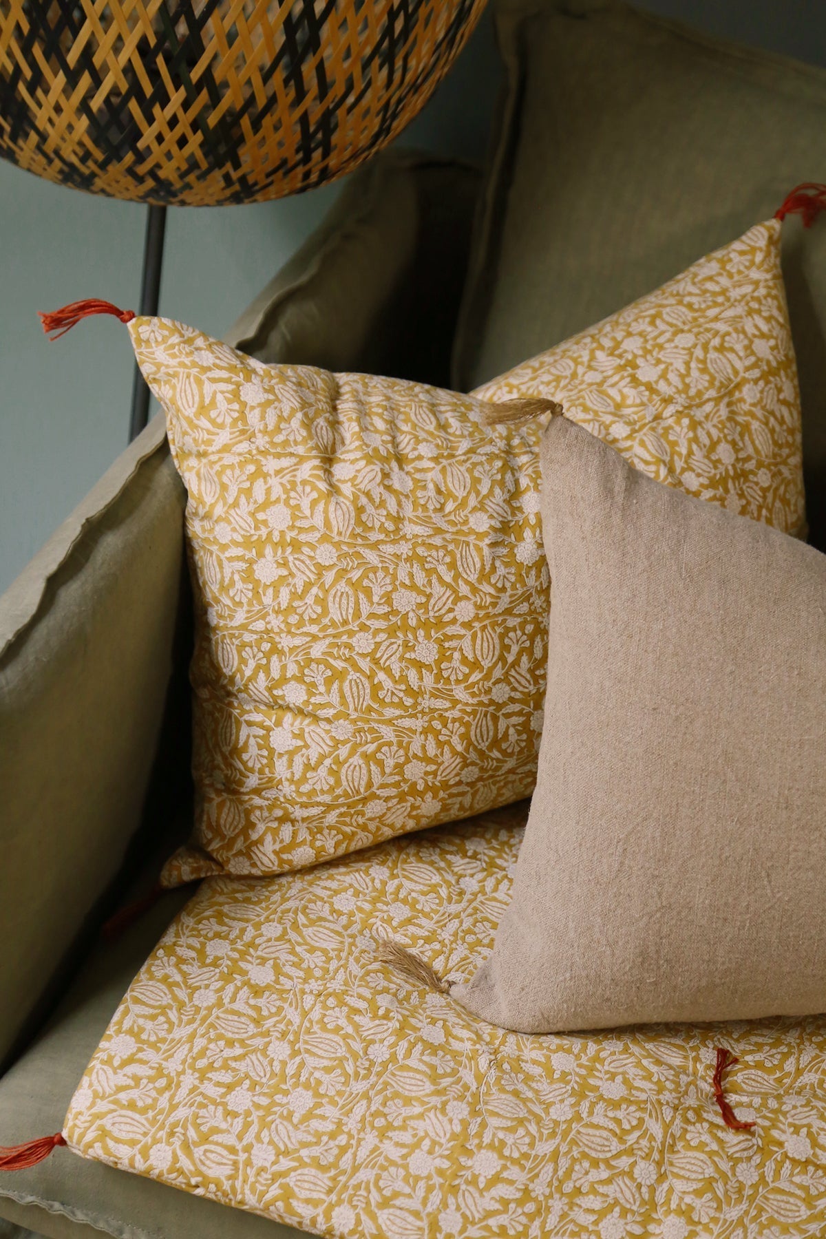 Tulipan cushion cover