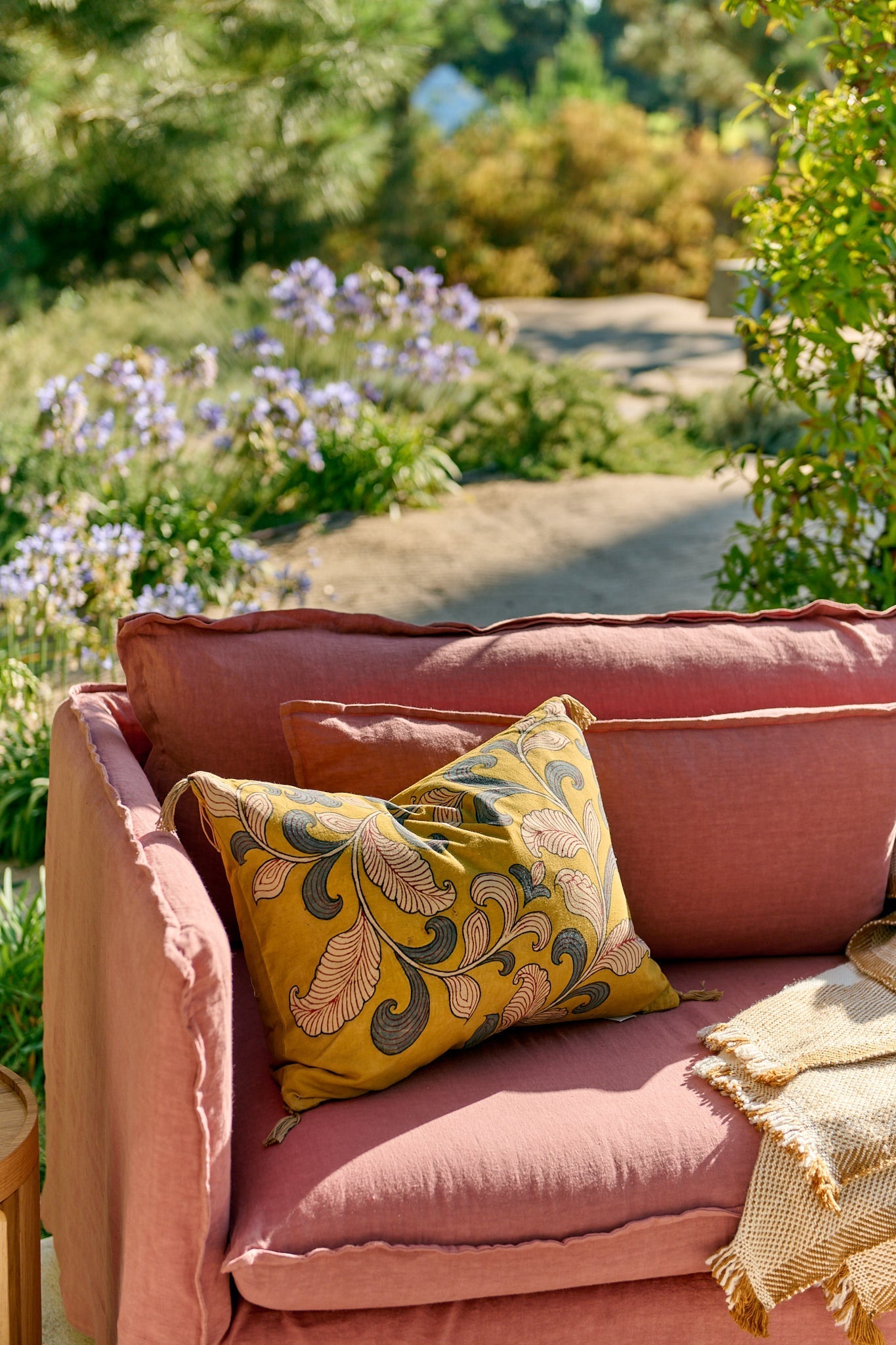 Kalamkari cushion cover