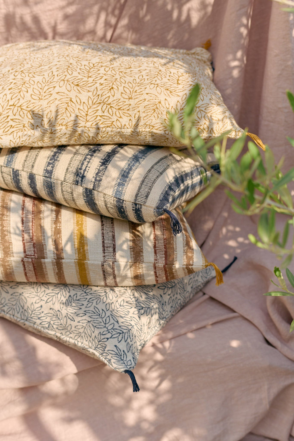 Willow cushion cover