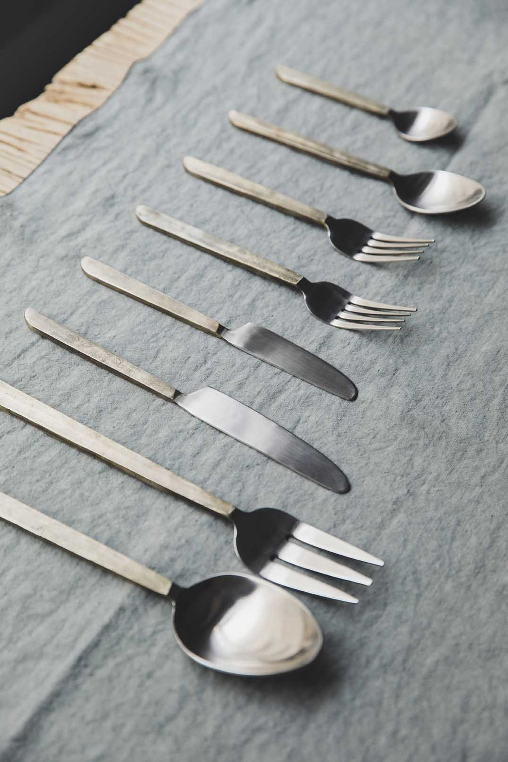 Aurea Serving Cutlery