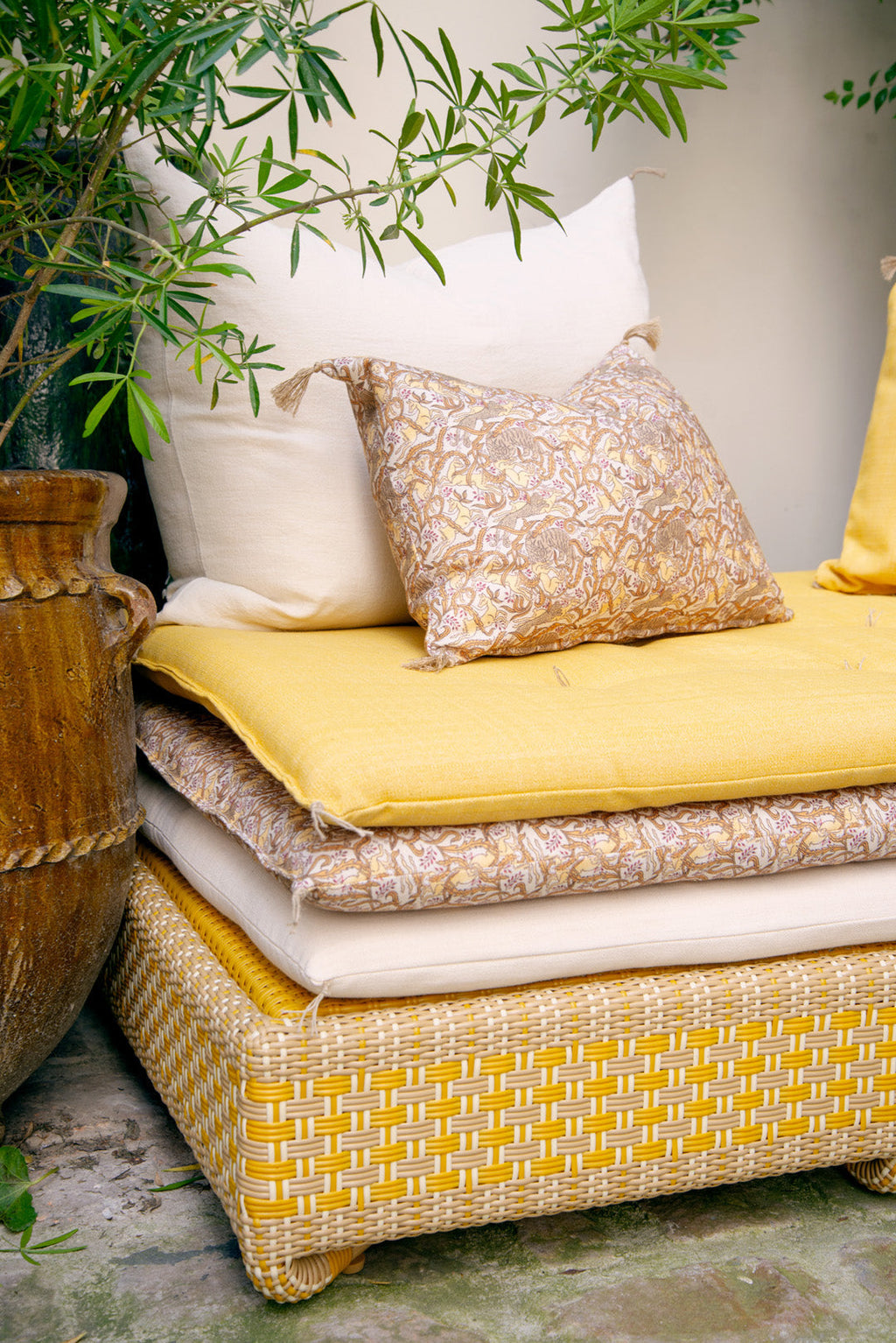 Princess outdoor sofa in Paris