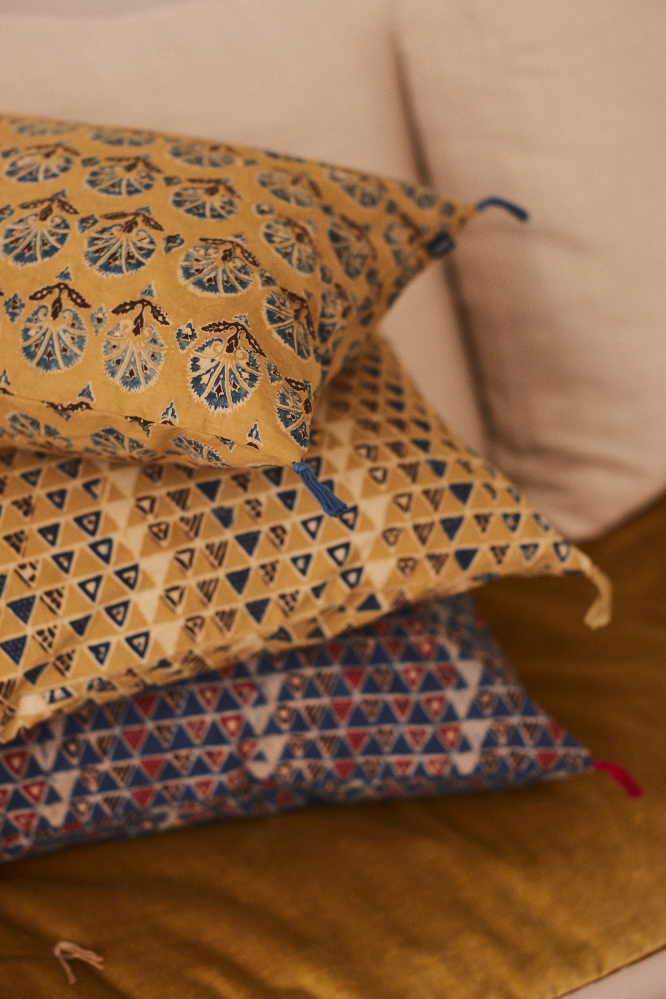 Ajrak cushion cover