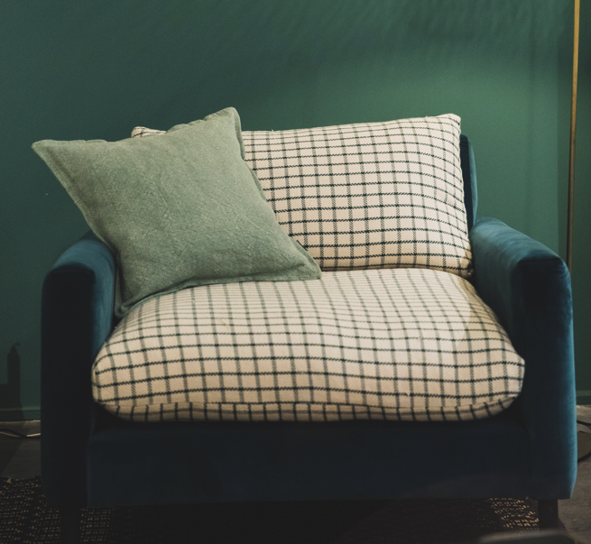 Mira Armchair / Loveseat