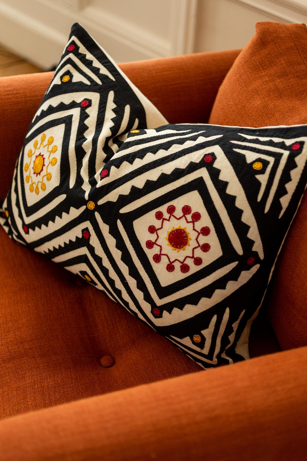 Leya cushion cover