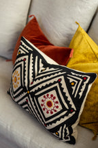 Leya cushion cover