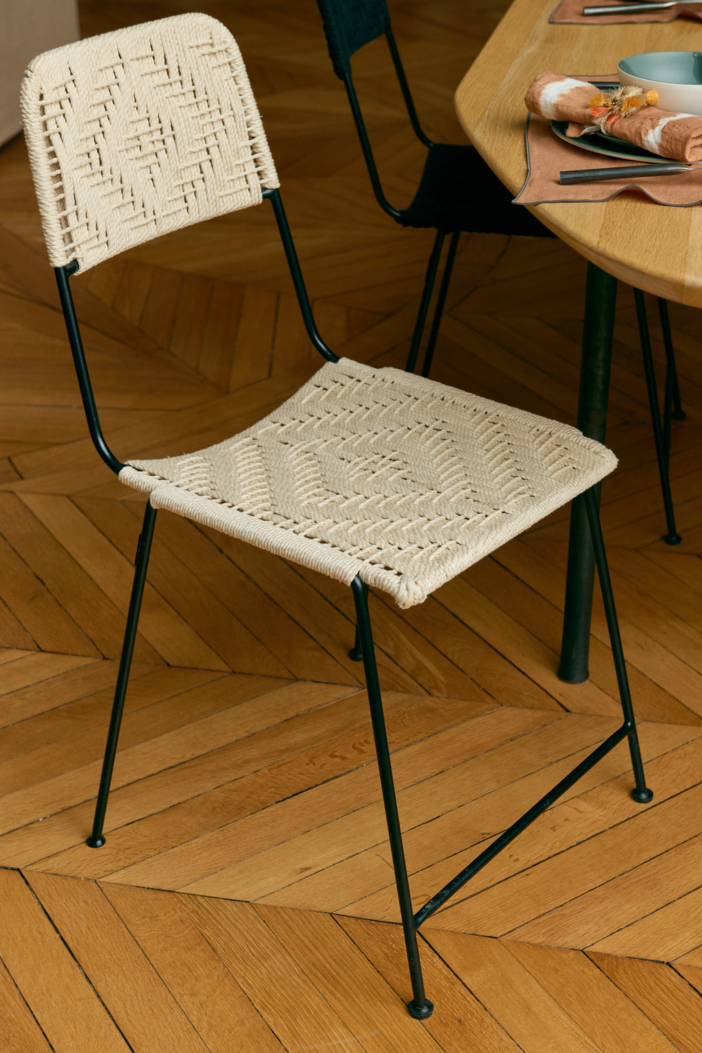 Murgi diamond chair
