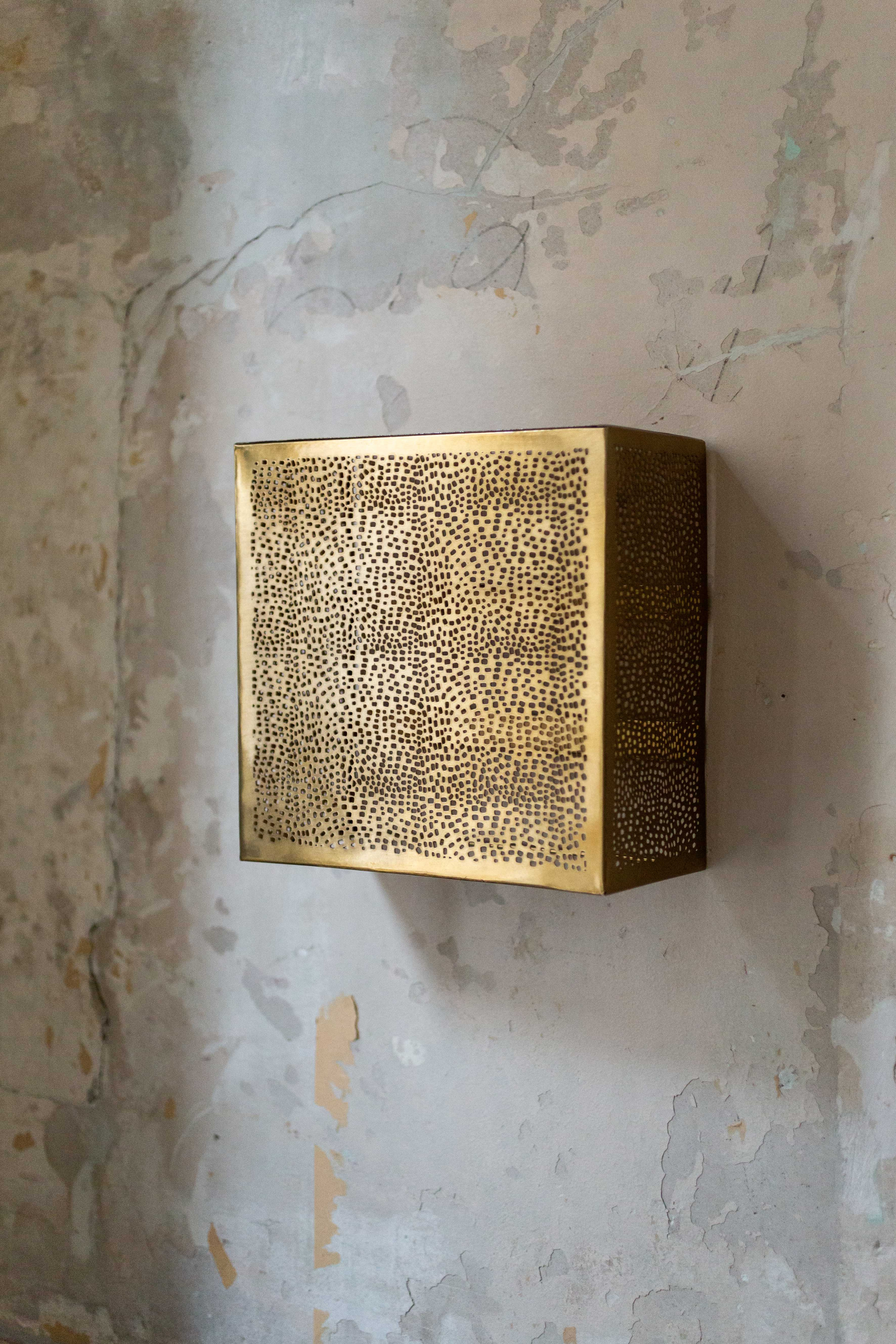 Kare Wall Light