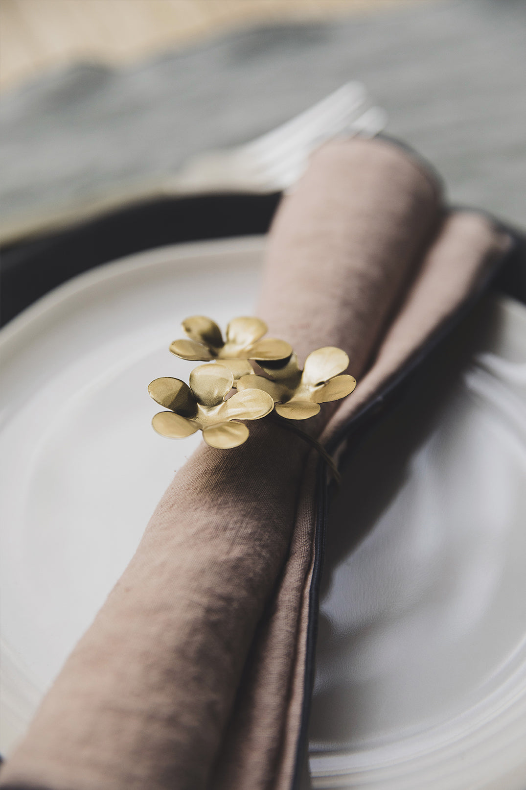 Floria napkin ring