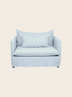 Loveseat Holi