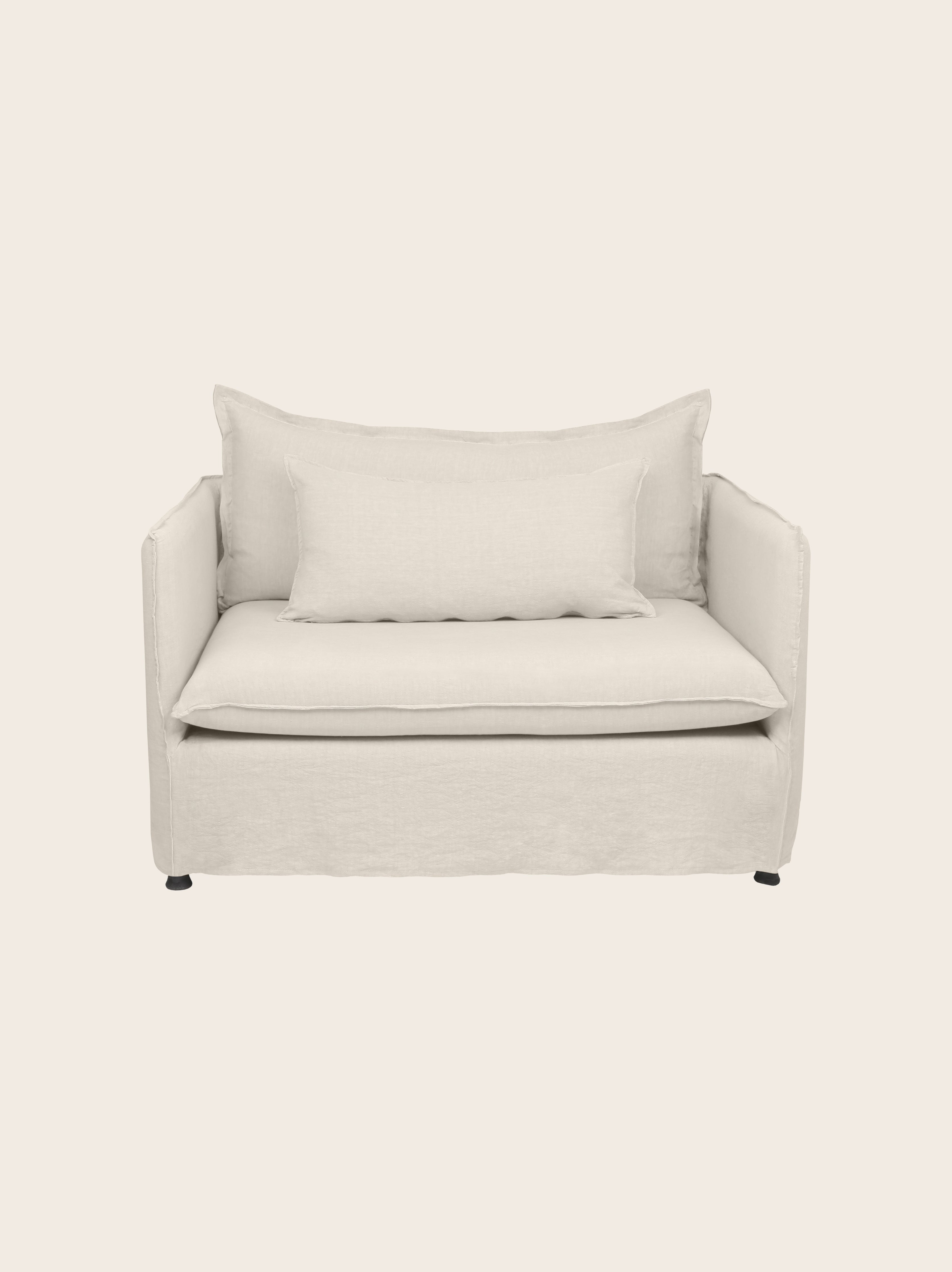 Loveseat Holi