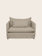 Loveseat Holi
