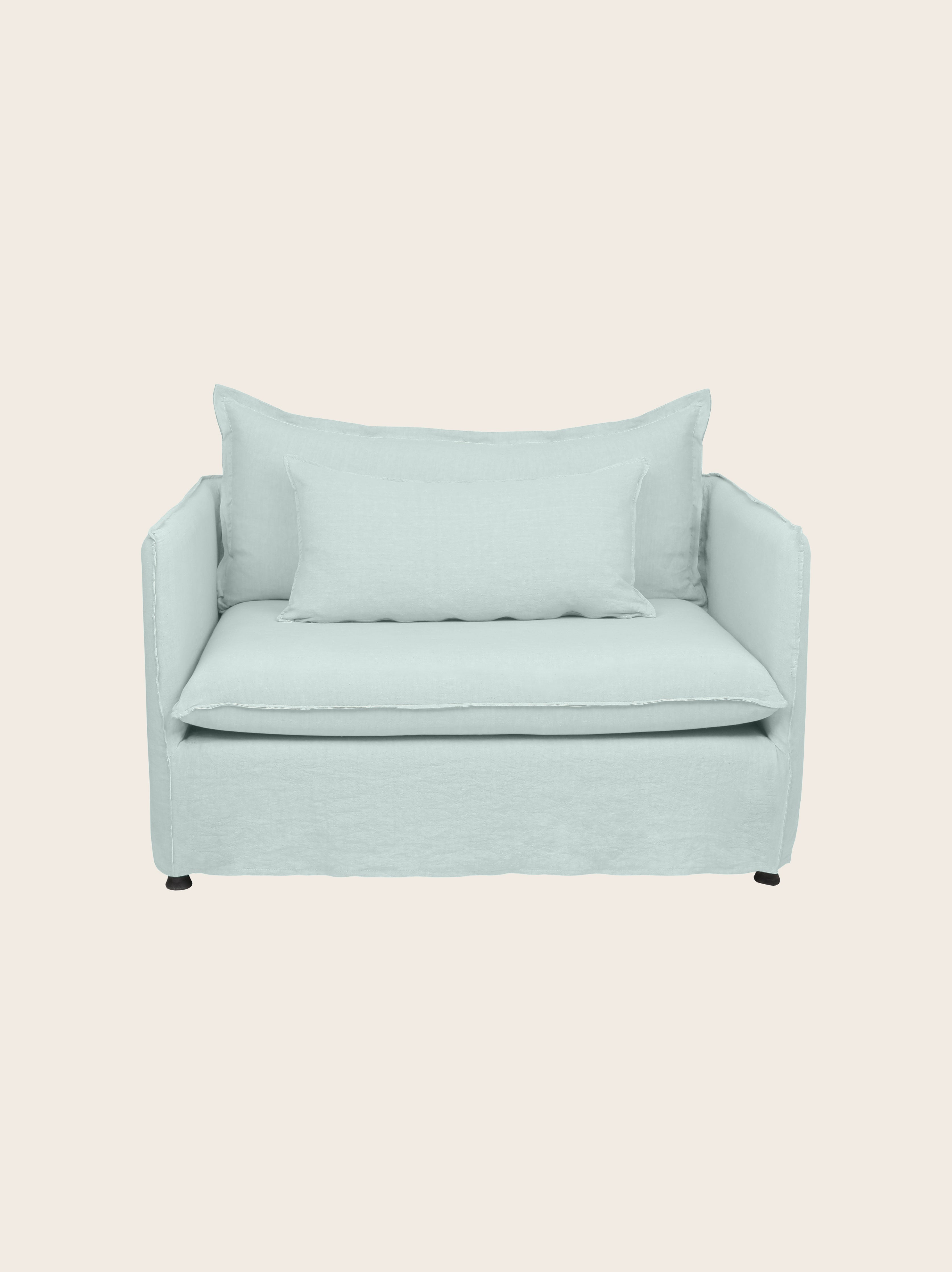Loveseat Holi