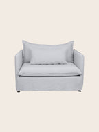 Loveseat Holi