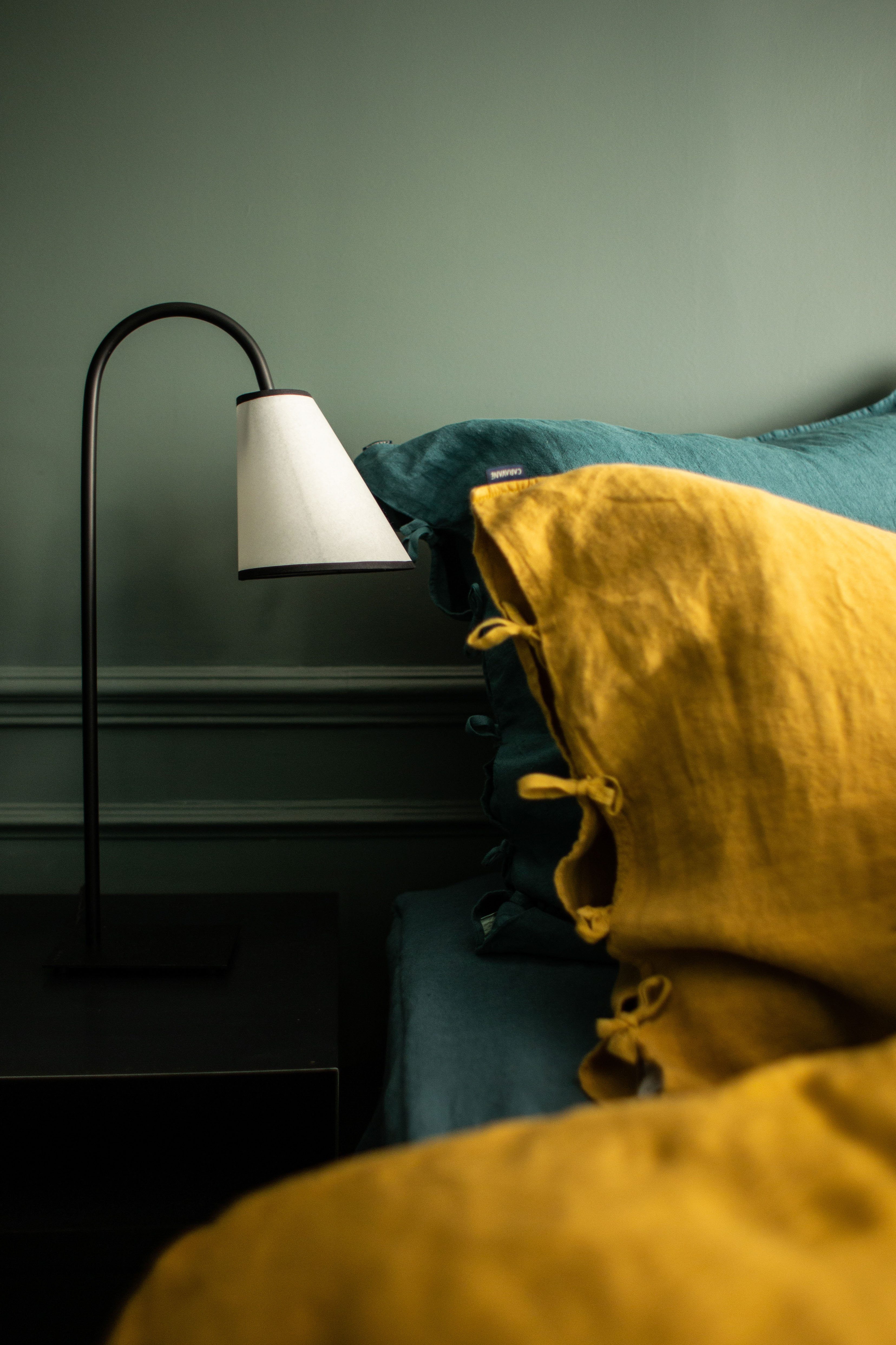 Ella table lamp base