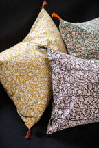 Tulipan cushion cover