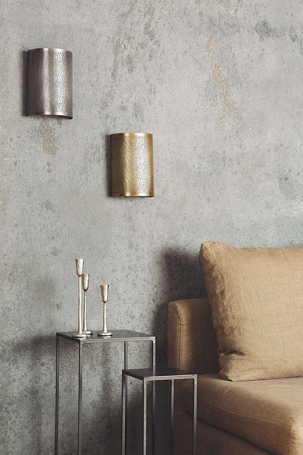 Kuro Metal Wall Sconce