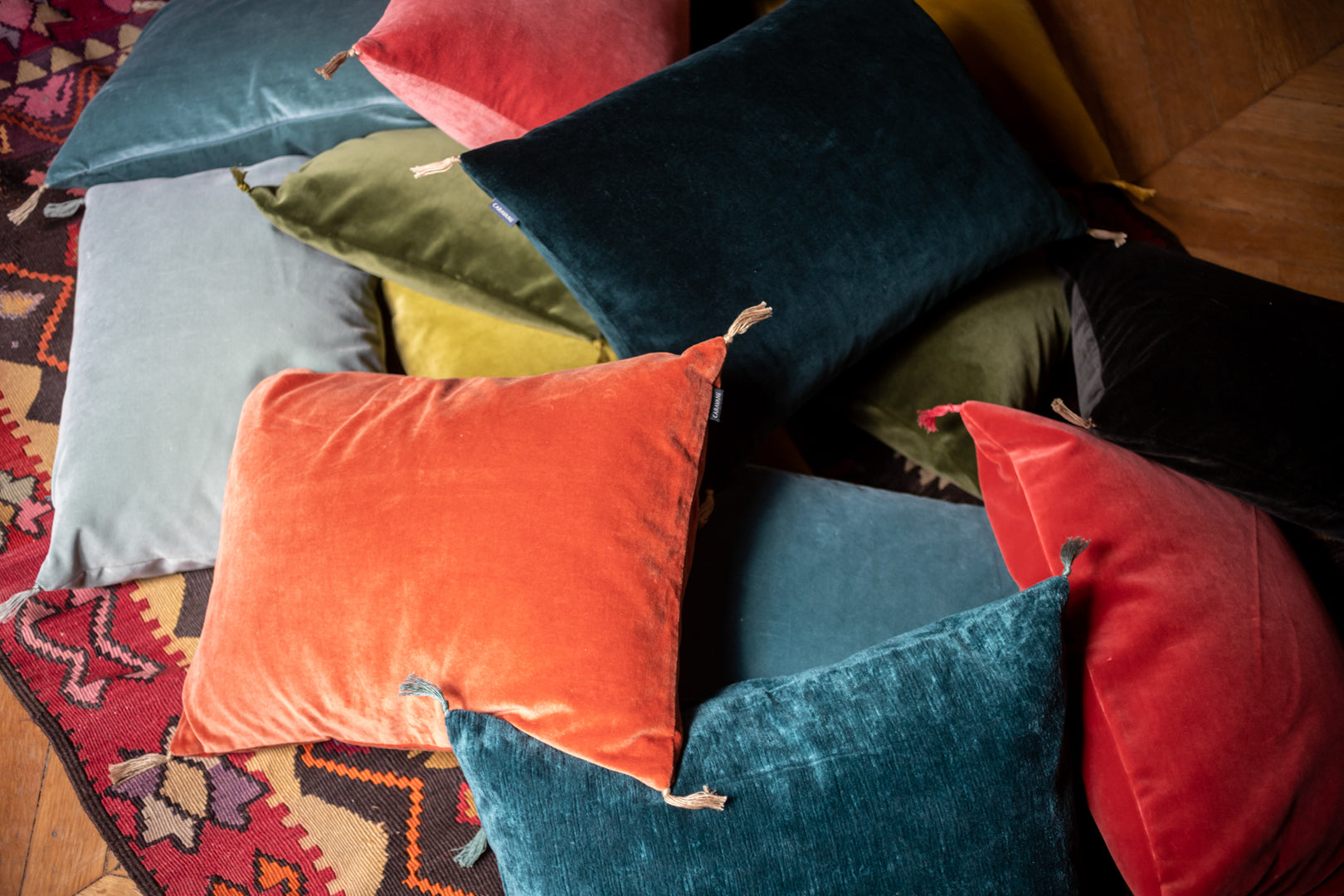 Washed velvet cushion cover