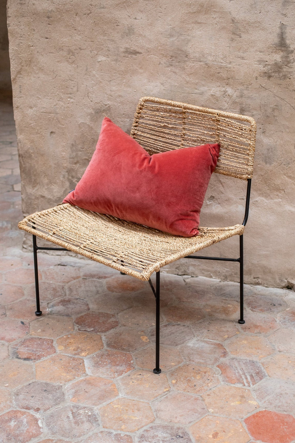 Murgi armchair made of plant material