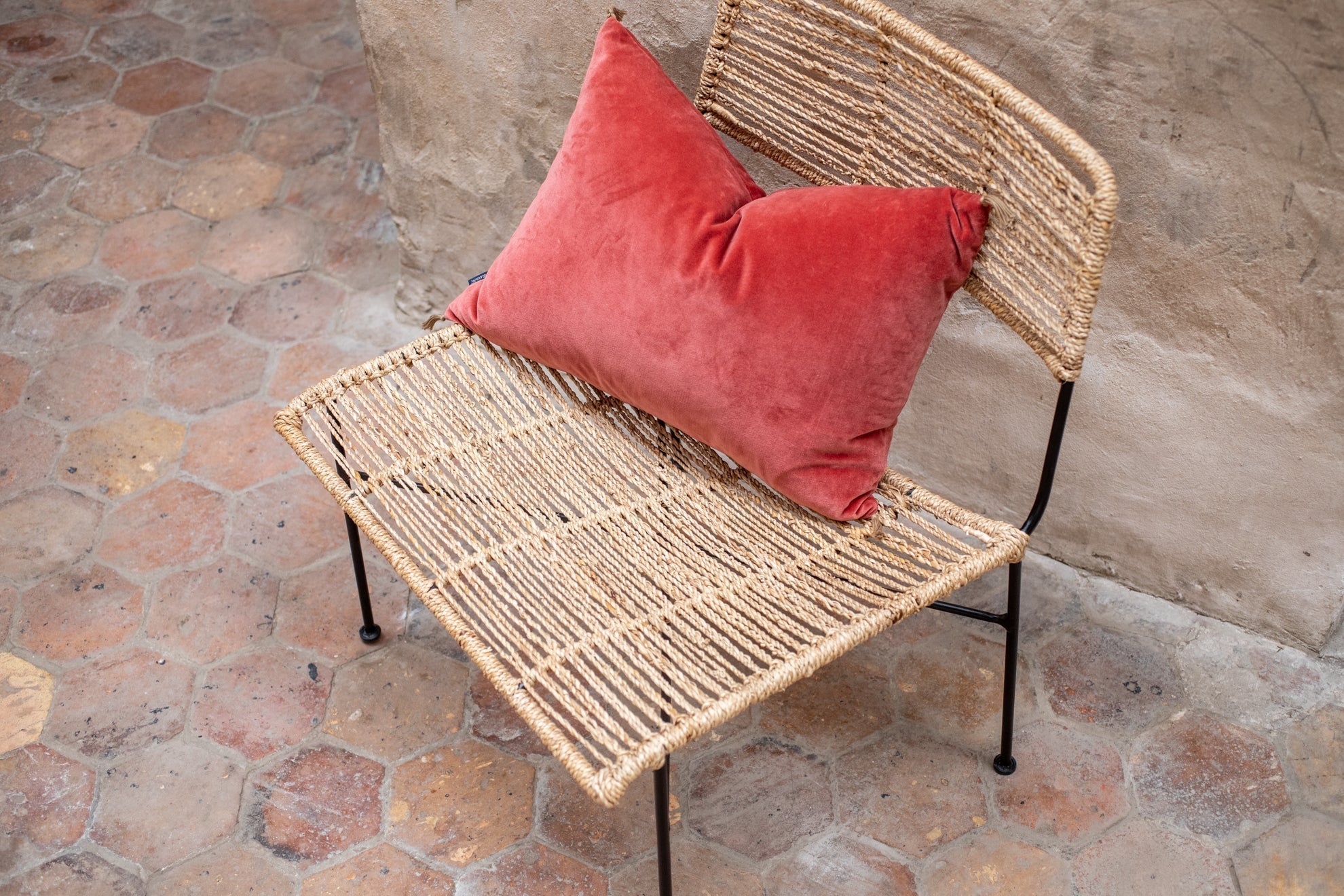 Murgi armchair made of plant material