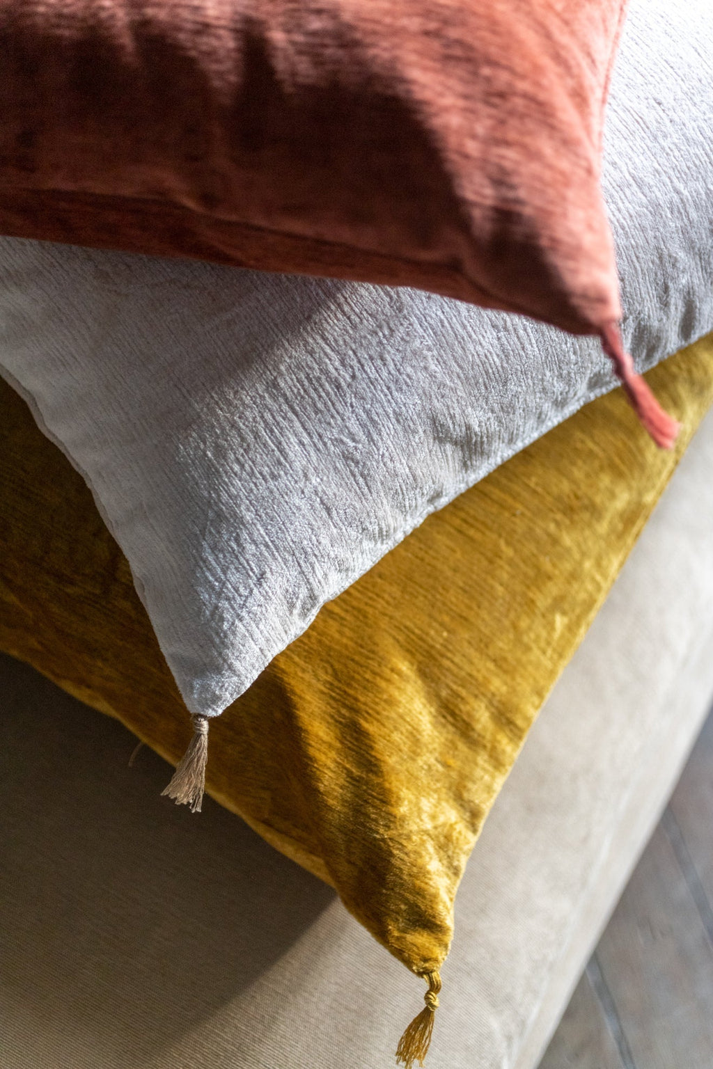 Vellino cushion cover