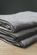 Thread-to-thread tablecloth