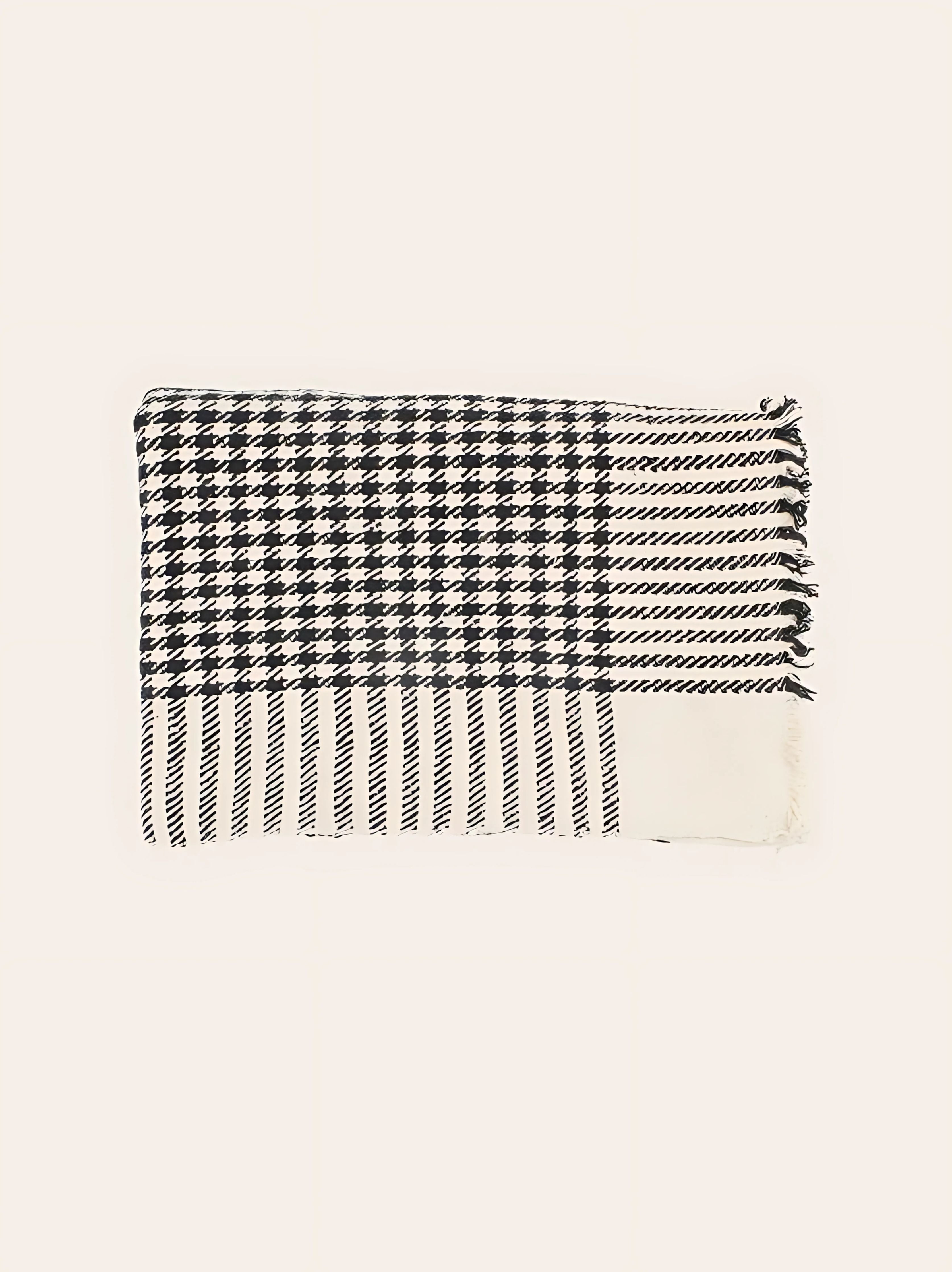 houndstooth plaid