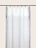 Sivi Curtain