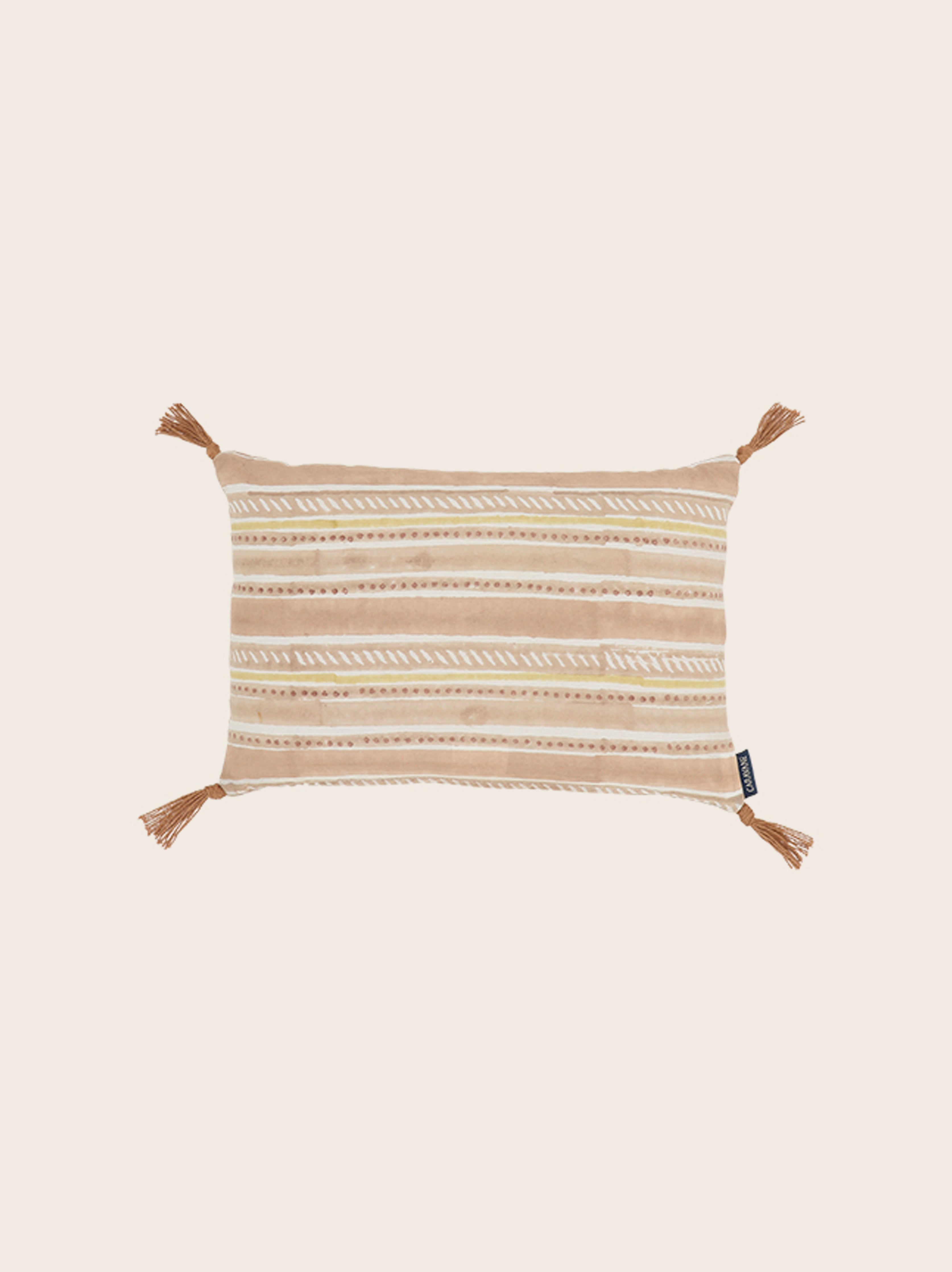 Cushions in voile filled with spelt