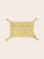 Cushions in voile filled with spelt