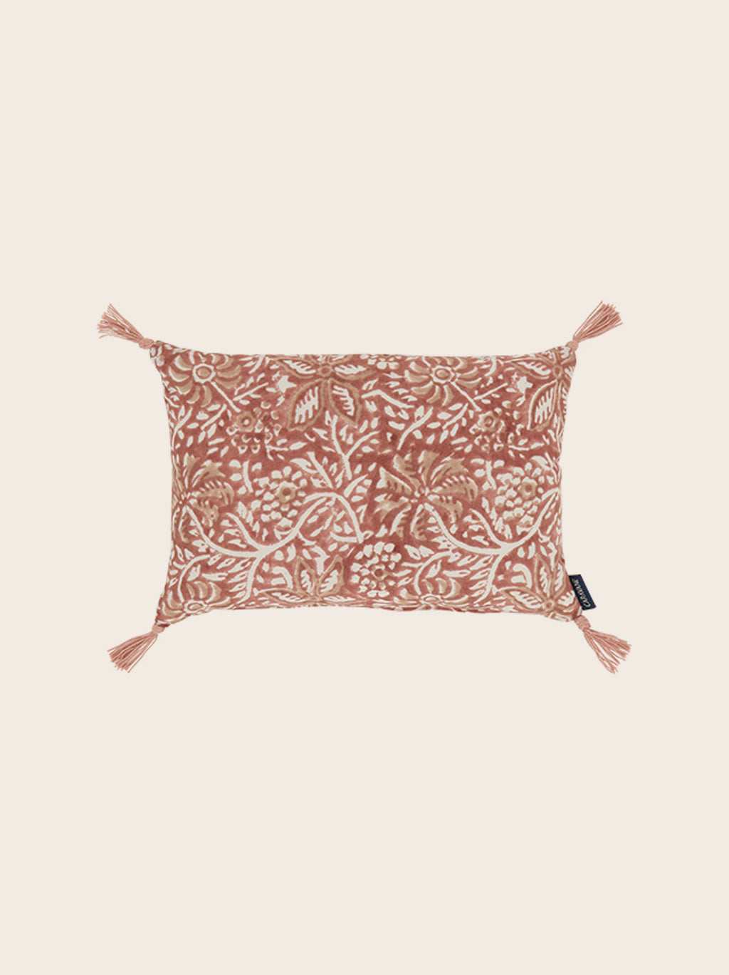 Cushions in voile filled with spelt