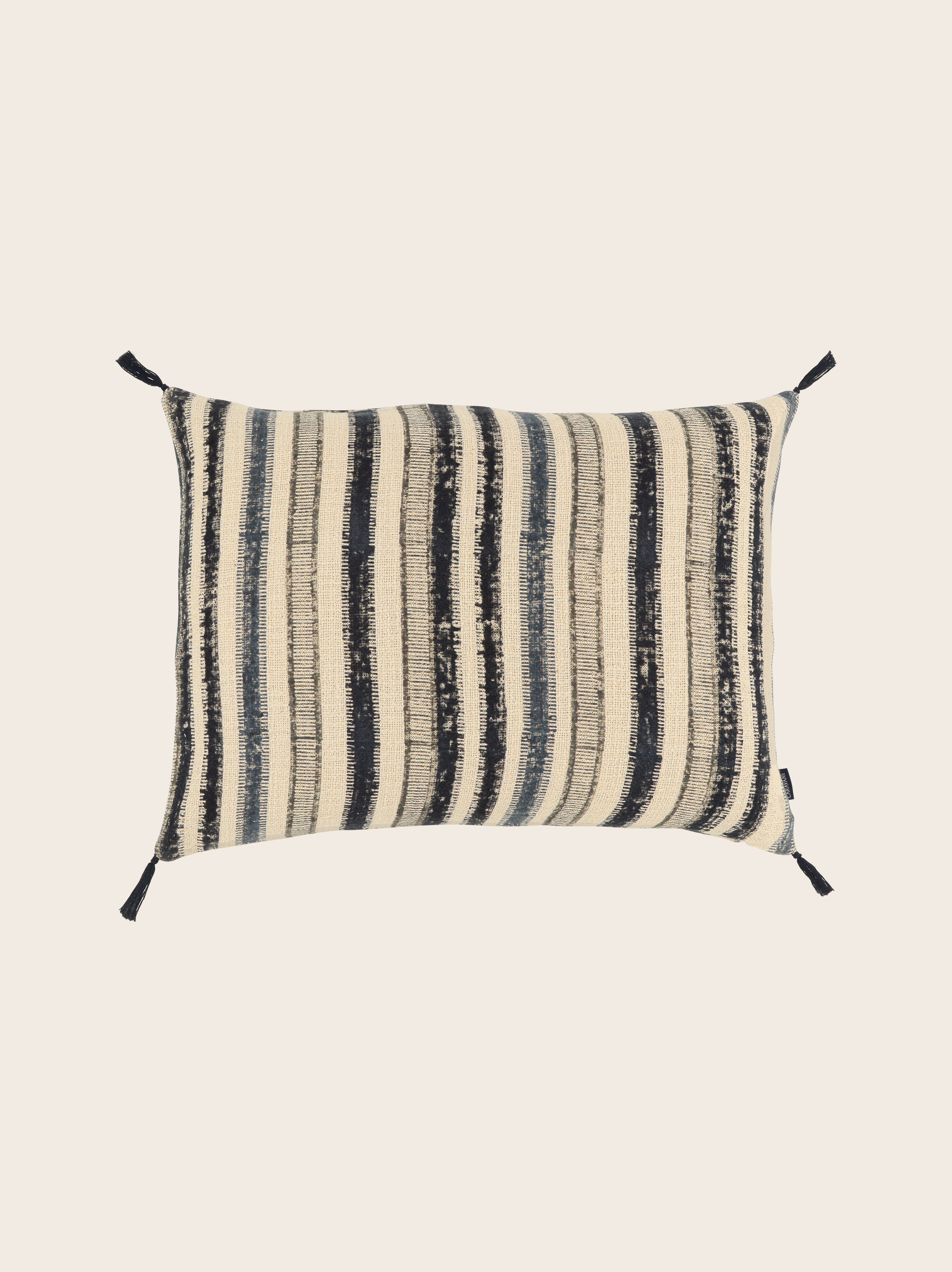 Kormo cushion cover