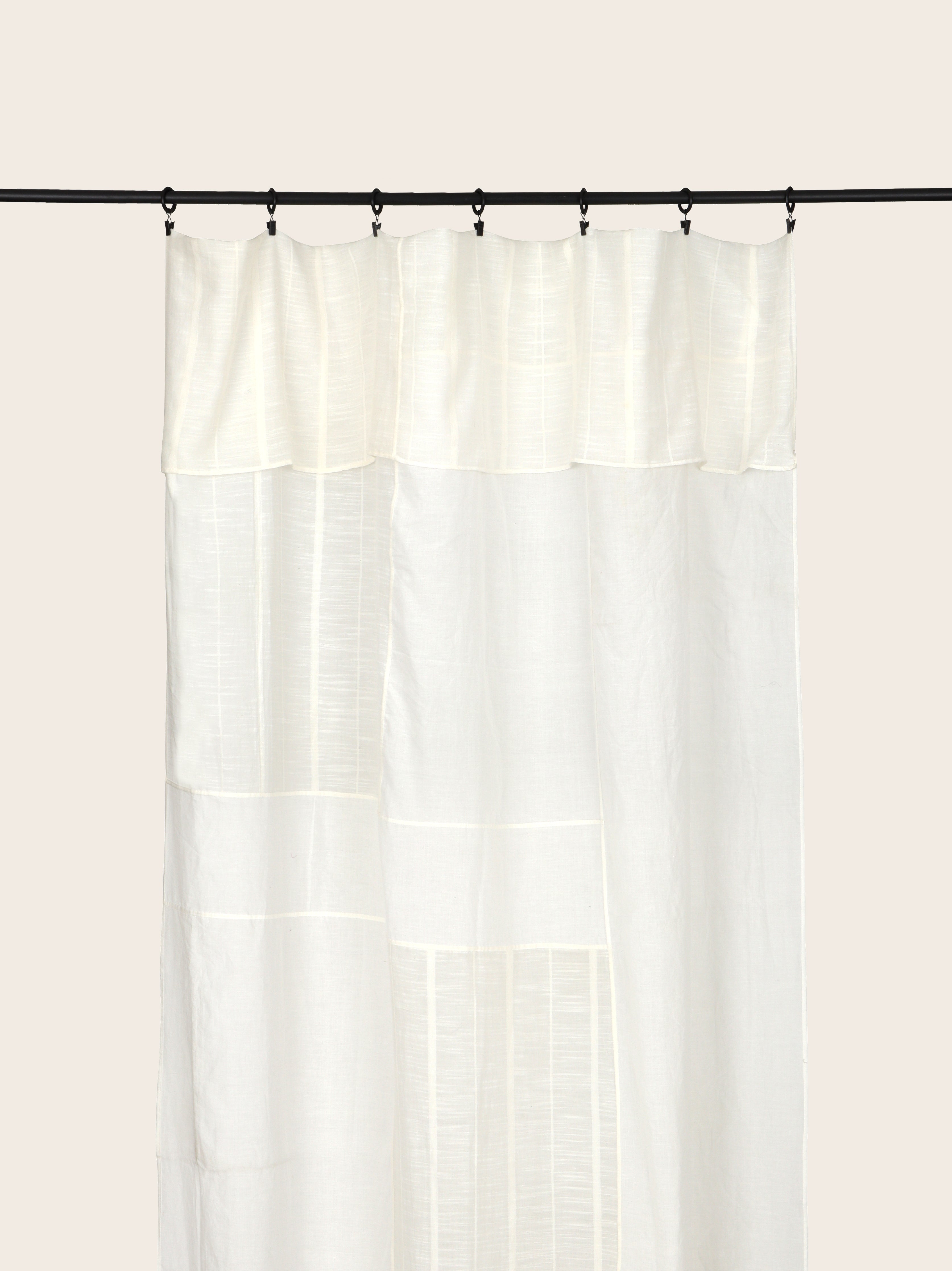 Noori Curtain