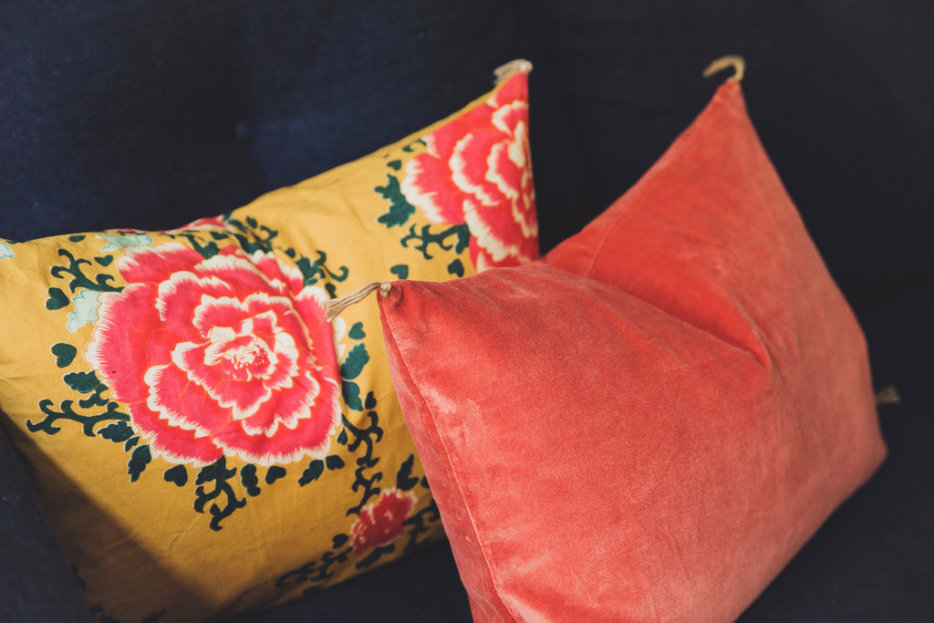 Washed velvet cushion cover