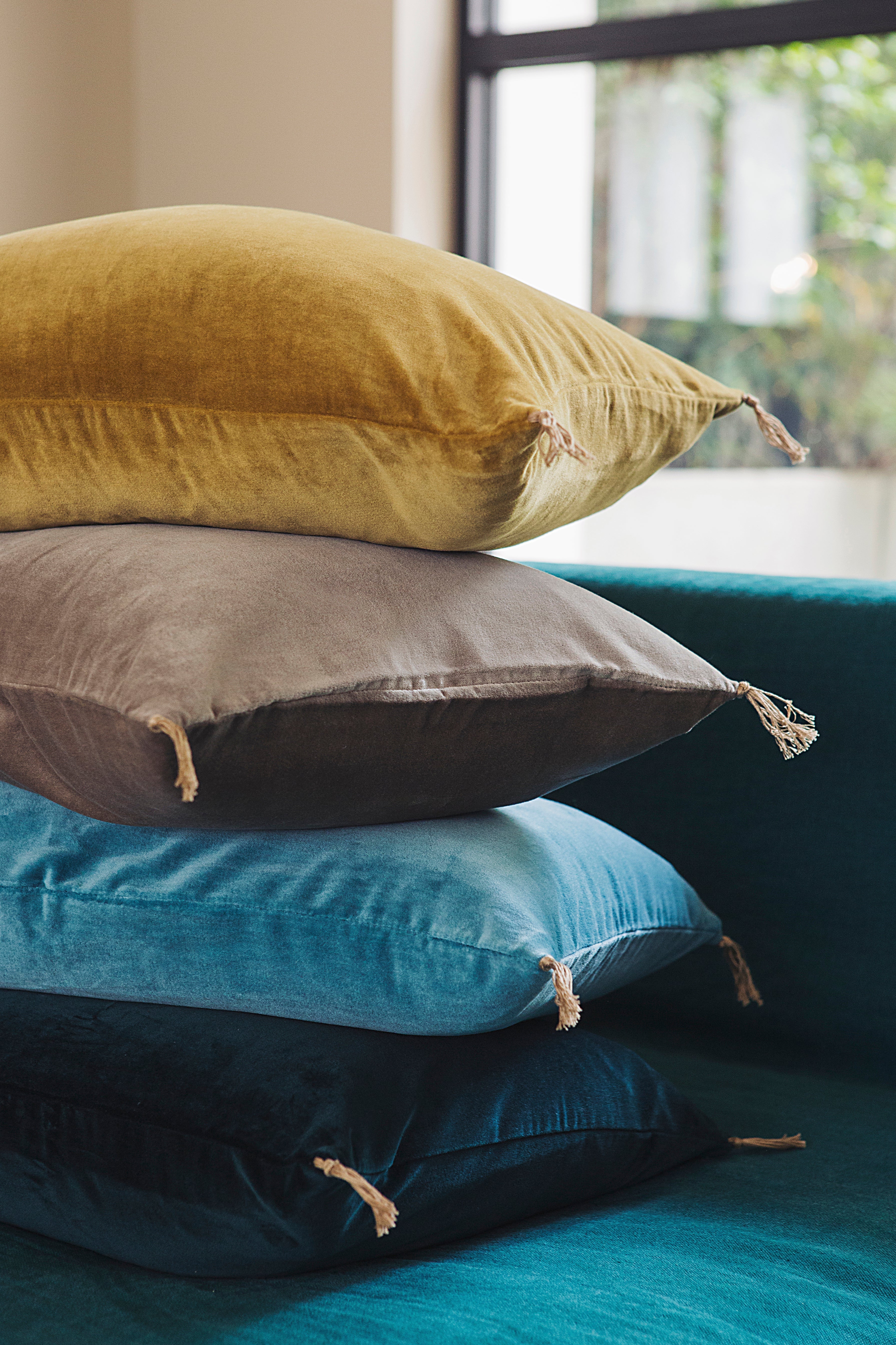 Washed velvet cushion cover