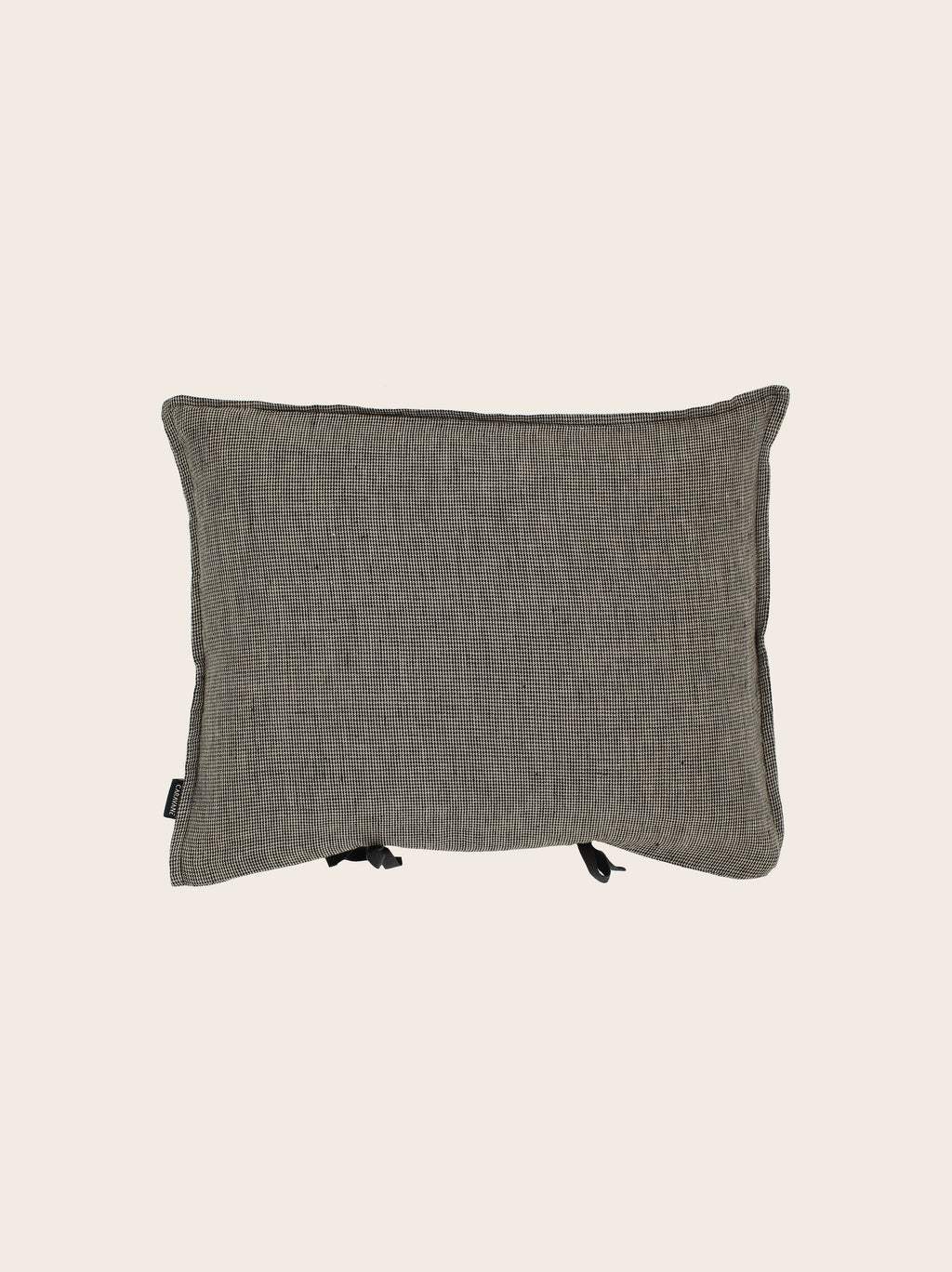 Small cushion cover, Thread by Thread